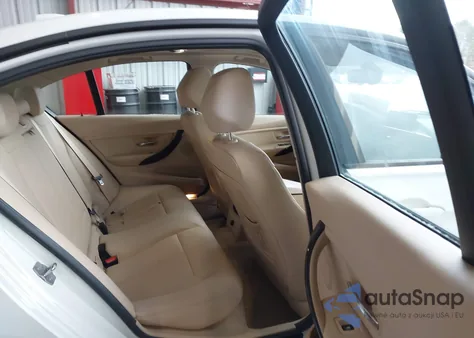 2015 BMW 328I xDrive z USA, uszkodzony, nr VIN WBA3B5C59FF959945